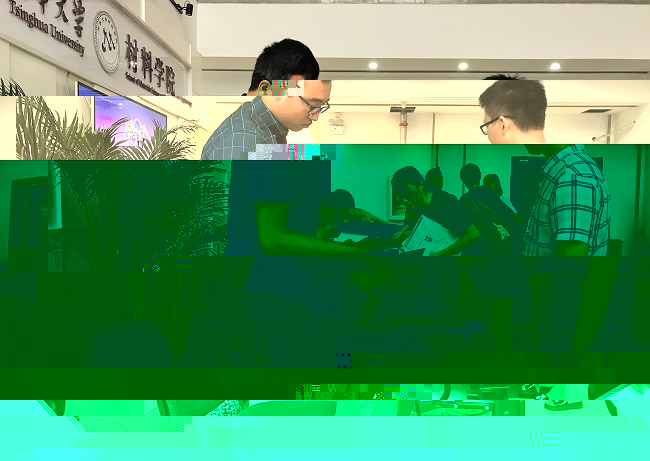 1535942730612049411.jpg 研究生新生報到現場 武佳露攝 - 副本.jpg